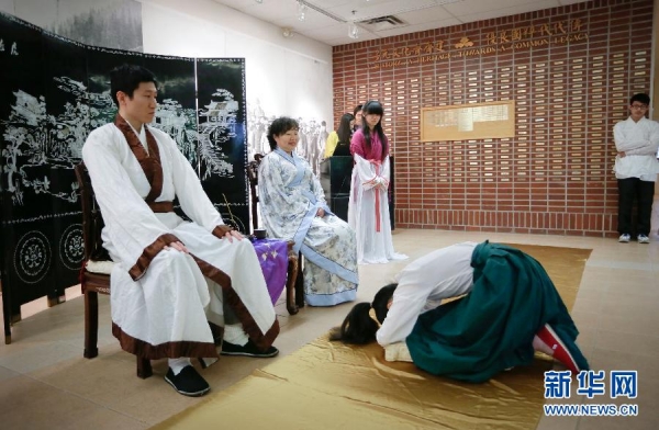 �ظ��A�A�����ꅢ�ӳ��˶Y