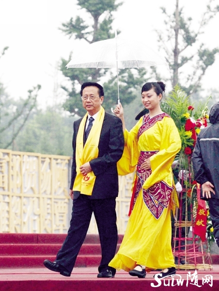 2010�����A���׵۹������(ji��)��Ӱ