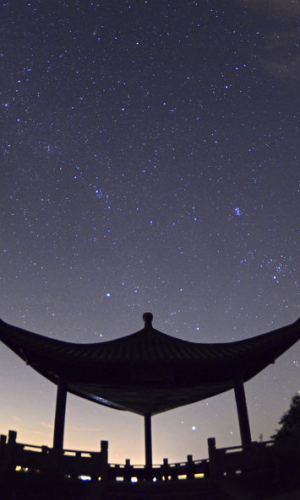 ǡ�ꡰ��Ϧ�� Ӣ�����������賿���^���H ���e�^�ˆ�?