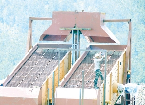 �Wʢ���ͽ������͉��w�����Ј�ǰ���V�