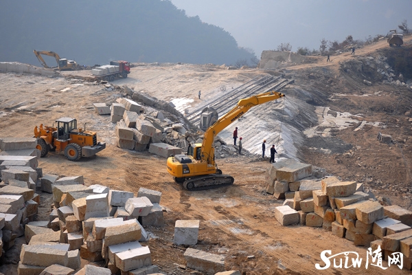 ���еV�I(y��)�l(f��)չ�F(xi��n)��̽�L