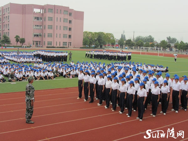 ����һ���e������܊Ӗ(x��n)�ɹ��R��(b��o)����