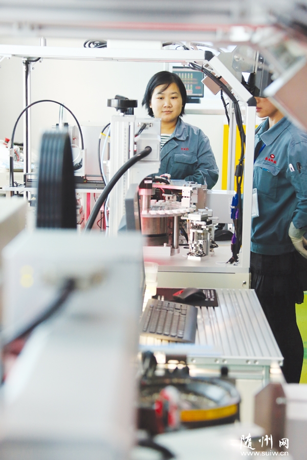 ̩����˾�аl(f��)ʯӢ���w̎�ڇ���(n��i)�I(l��ng)�ȵ�λ