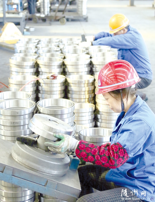 ȫ���C(j��)е���F(tu��n)��ك|�a(ch��n)ֵ�~�M(j��n)