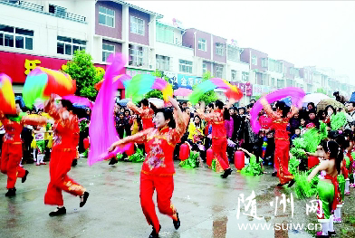 �S�h�h(hu��n)̶�(zh��n)���ĻI���M���c����һ���������ġ���ˇ�R�ݻ��