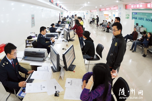 �����bϵ�y(t��ng)�������ճ��С����̌��Ќ��F(xi��n)���Ռ���������