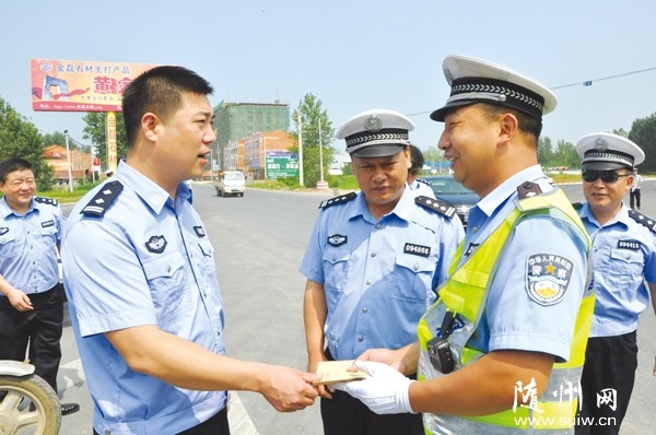 �������L�͡������