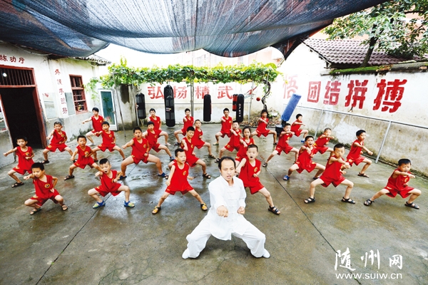 ������g60�������ꃺͯ�����ɽ�����^�W(xu��)��(x��)���y(t��ng)���A���g(sh��)