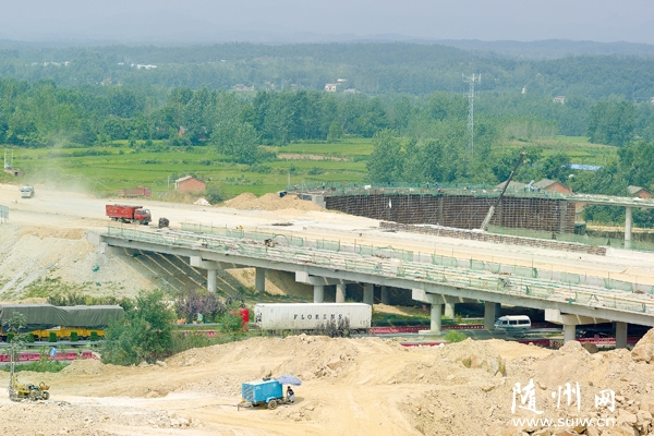 �S�h�����(zh��n)����(n��i)��������c�hʮ���ٻ�ͨ���O�F(xi��n)��