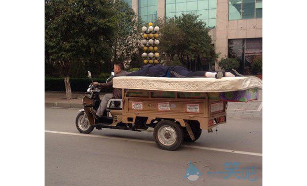 ˯���������