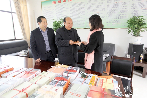 ���K����־ǧ���ӛ��ȫ���x���ݸɲ����M(j��n)��(g��)�ˡ������