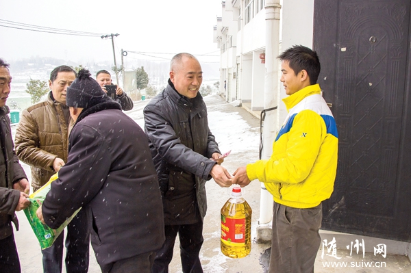 �S����?q��ng)?b��o)�硰���f(w��n)�����(d��ng)�����(du��)ðѩ��(l��i)���v�c(di��n)�忴�����h�T�����y��