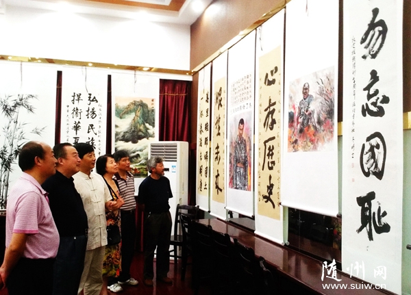 �����^(q��)ί����������(li��n)�����f(xi��)�����f(xi��)�څ^(q��)Ⱥˇ�^�e�k���������g(sh��)չ