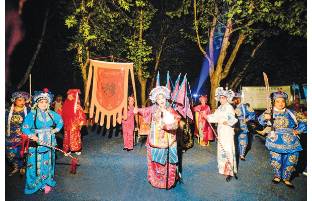 ���¹�Ӣ�쎛�����S�������r(n��ng)���@�x��(w��)�ݳ�