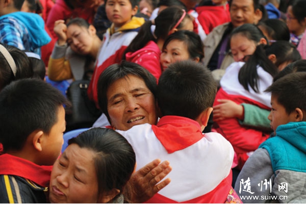 ���͸ж��������v������M�����^(q��)�ۿ��T�WУ