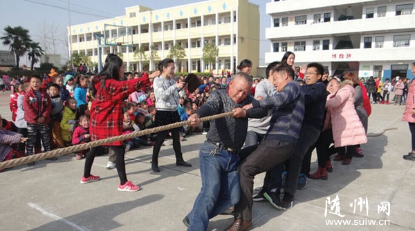 �S�h�f�����r(n��ng)��(ch��ng)����С�W(xu��)�e�н����\(y��n)��(d��ng)��(hu��)