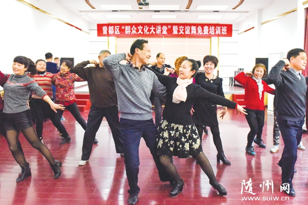 ���e���x�����M(f��i)��Ӗ(x��n)�F(xi��n)��(ch��ng)