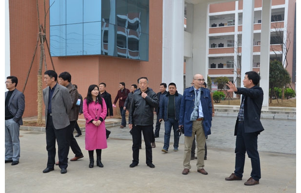 ֪��У�L���ܼ��S�ݡ�2•1•5����У�L�������W(xu��)У�^Ħ����