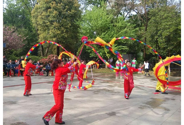 �S�������W(xu��)�M���W(xu��)�T�_չ��ˇ�ݳ����(d��ng)