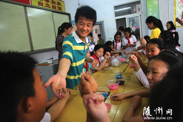 �����^(q��)�|�P(gu��n)�W(xu��)У�c�^(q��)��������W(xu��)У�_(k��i)չ�����(du��)�T�������֡����(d��ng)