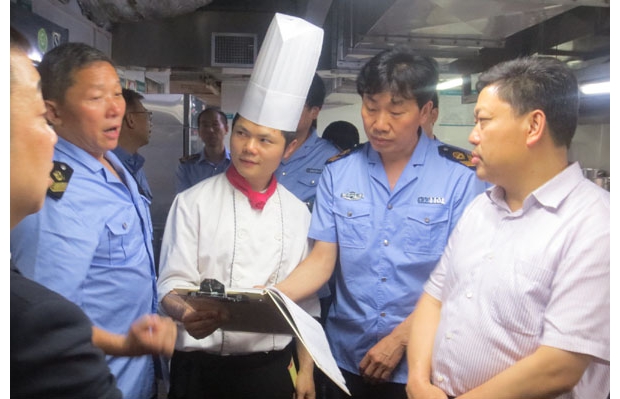 ������(ji��)���g���S����ʳˎ�O(ji��n)�֌����e��ס�e�^�M(j��n)��ȫ�̱O(ji��n)�������r����ʳƷ��ȫ�[��