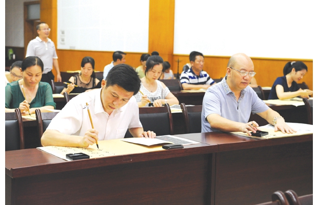 �S�ݹ�늹�˾������ҹУ��ʽ�_�n