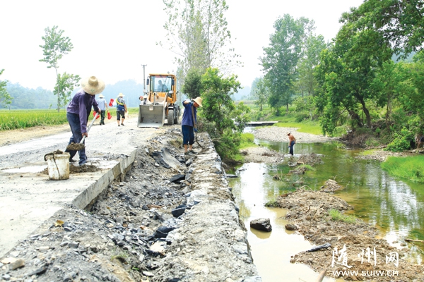 �ε��(zh��n)�M���ˆT�޿�������·