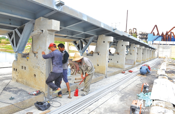 �����(zh��n)��һ�Ӄɰ����������M(j��n)