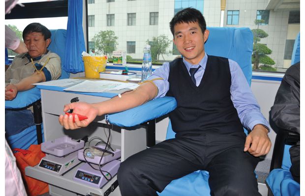 �S�h�����ֽM���񾯷e�O���ӟo���I(xi��n)Ѫ���