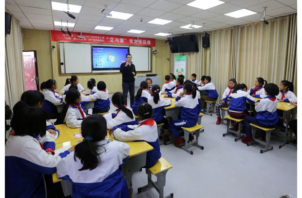 �S�����ׂ�������С�ݡ�����S�h�����(zh��n)�ڶ�С�W(xu��)