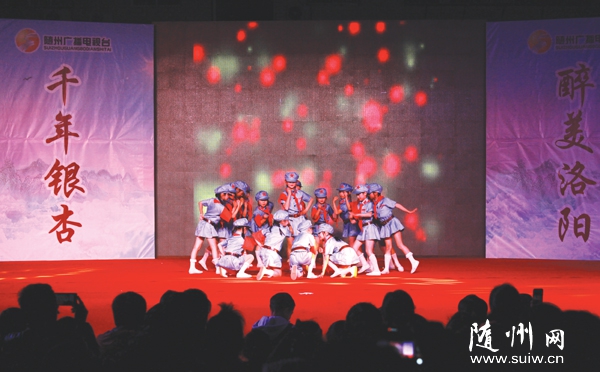 �������S���С����(d��ng)���M(j��n)���(y��ng)