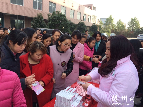 �����^(q��)�D(li��n)(li��n)�υ^(q��)���P(gu��n)���T�_չ����ܰ���½������S���P(gu��n)����I(y��)Ů���С������M(j��n)��I(y��)���