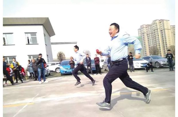 ���������־֖|���ɳ����e��ԓ���ĵ�һ���\(y��n)�ӕ�