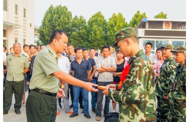 �S�h���䲿����(l��)�±��~��܊������ĵ�һ��