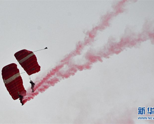 �߿�����