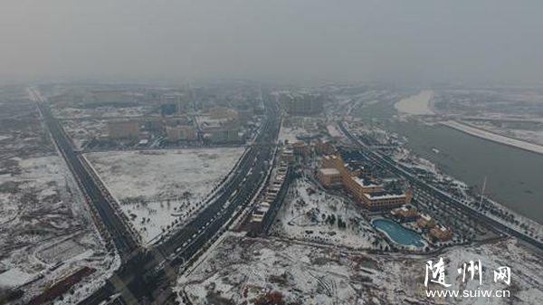 �S�h��Ⱥ�ڿh�����ɵ��e�O�_չ������ѩ����