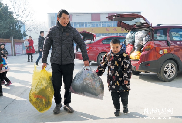 �����Є�