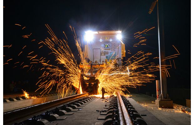 ��ҹ���F�����_