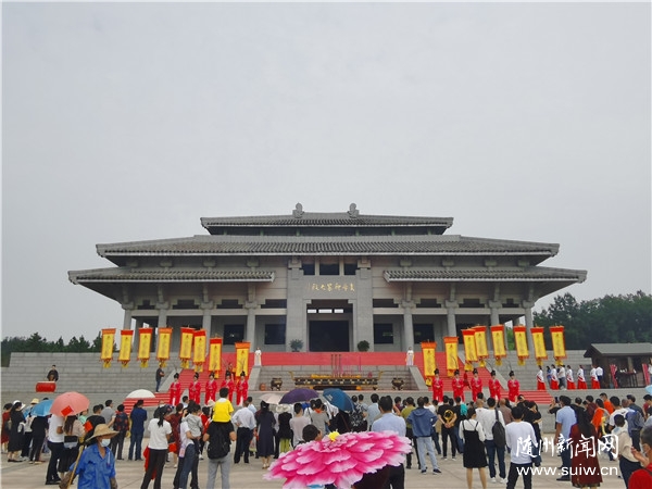 �׵۹��ﾰ�^(q��)���ο͹��������Ļ�ʢ��