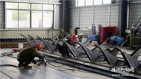 ���Ŀ�M(j��n)�Еr�������L����˾��܇���b�Ŀ����Ͷ�a(ch��n)