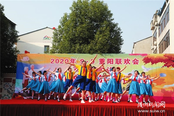 ���(y��ng)(li��n)�g��(hu��)