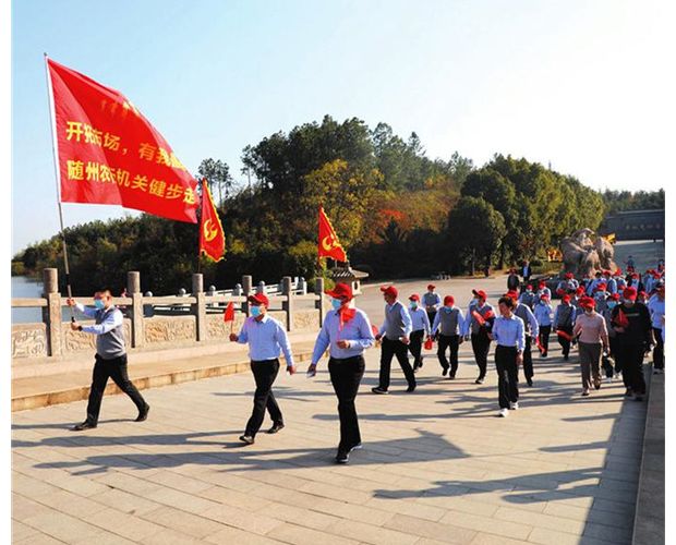 �h(hu��n)��������