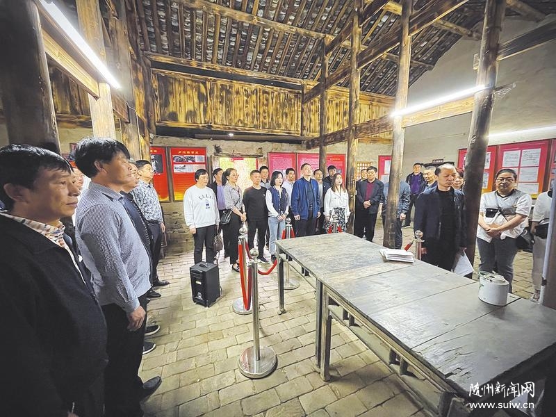 ���}�h�ա����M(j��n)�������fַ