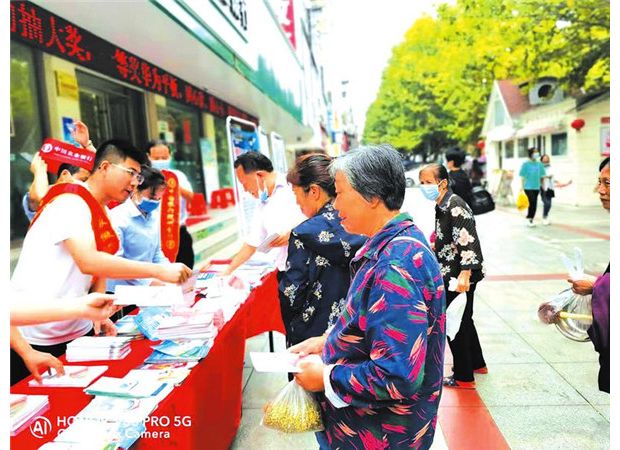 ����p����