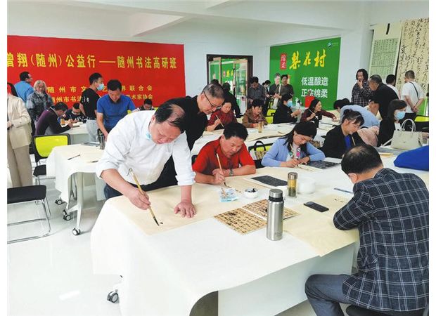 �������а��_��