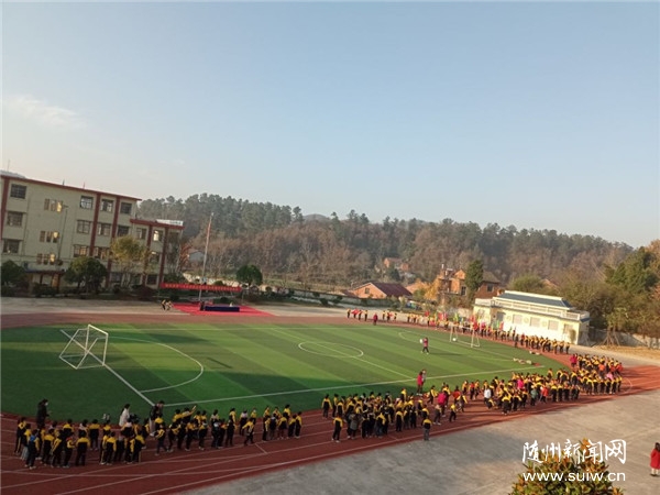 �����(zh��n)��һС�W(xu��)�e�ж����\(y��n)��(d��ng)��(hu��)