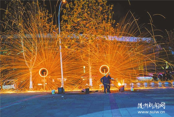 �����F��������