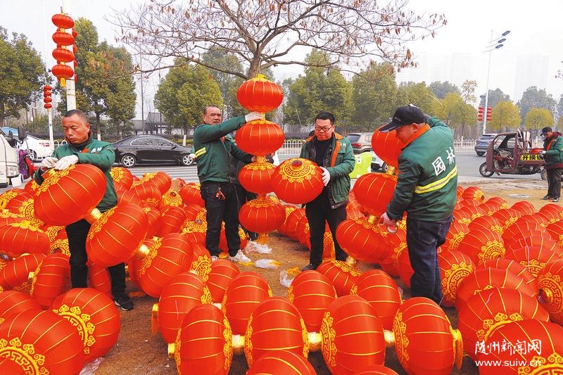 ��t���\������