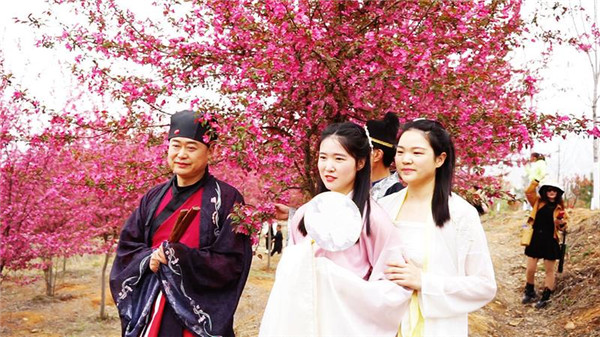 �������Ҹ�����ǵ��(zh��n)���Ļ��^�p����߮a(ch��n)�I(y��)�l(f��)չ������ʆ�Ļ