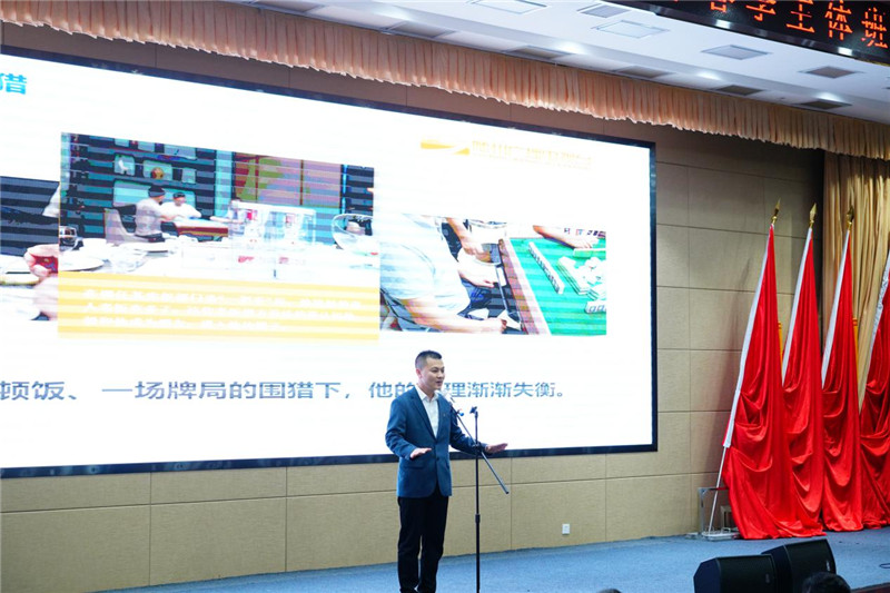 �S����ֱ�Ƽ��������W(xu��)�T�����v��ِ��ȡ�Ã�(y��u)���ɿ�